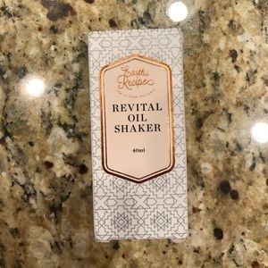 Earth's Recipe- Revital Oil Shaker